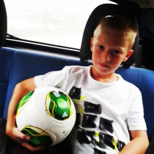 Za futbal.výkon sme dostali krásnu loptu, môj malý futbalista