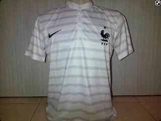 77_jerseys's tweet photo. Ready Prancis Away Size S M L XL... Harga 100rb http://t.co/1Rz6JuVj8q
