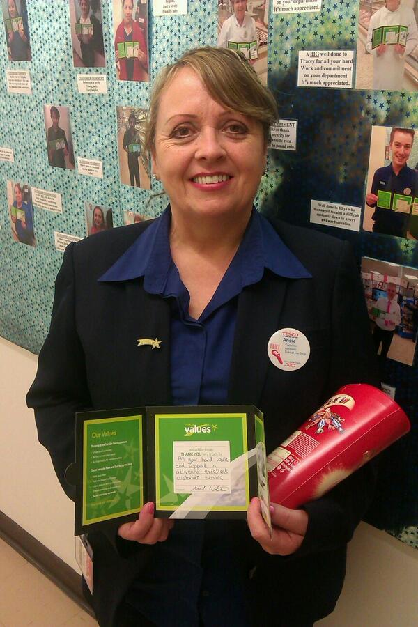 @arnielkp <a href="/Darrenearl1/">Darren Earl</a> <a href="/CherriYallop/">cherri yallop</a> <a href="/TJ_Hgt/">Tony Hoggett</a> Service superstar award Angie Barnes at Roneo Romford , stunning service