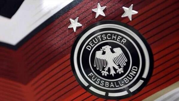 الفوز ألماني 
المانيا 2 فرنسا 0
#فرنسا_ألمانيا