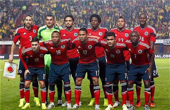 futbolred's tweet photo. . @FCFSeleccionCol volverá a vestir de rojo 24 años después en un Mundial  http://t.co/DqKn0aKFx8 http://t.co/VKY4sCTpaS