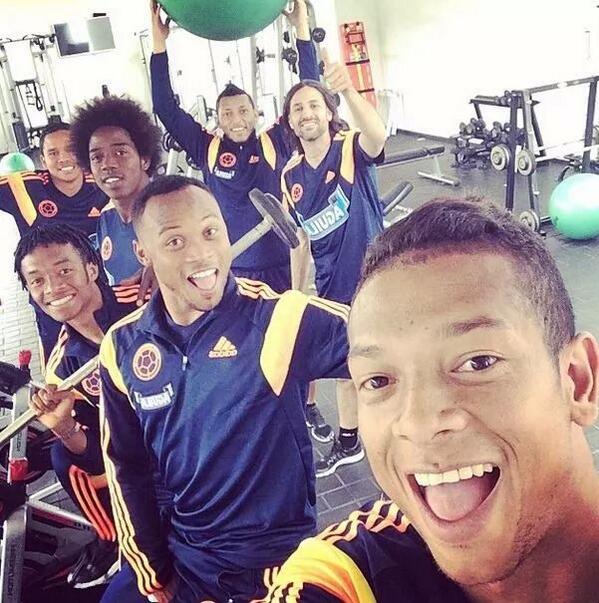 MarceAlvarez28's tweet photo. Vamos @fguarin13 fuerza en esa guerra de titanes http://t.co/YsSB6CvmLC