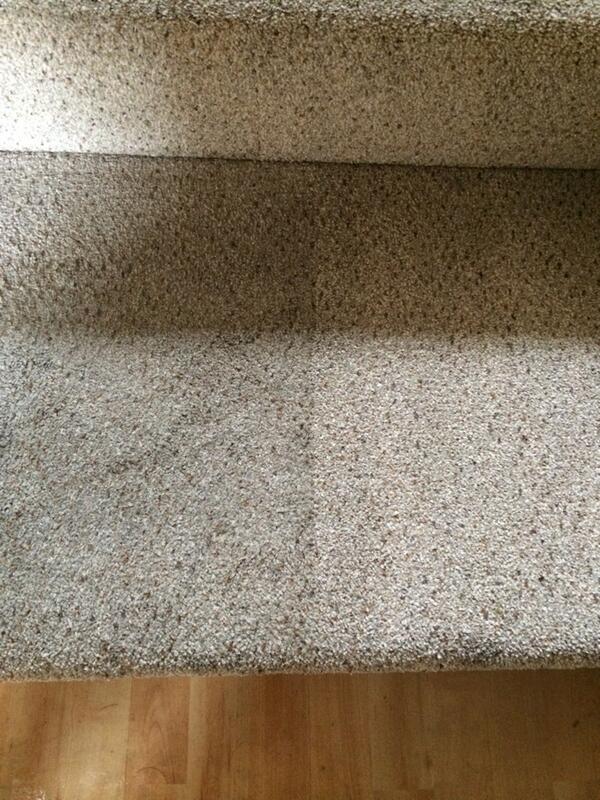 TCSCleaning2014's tweet photo. Before and after on stairs http://t.co/XPzR3FWyKA