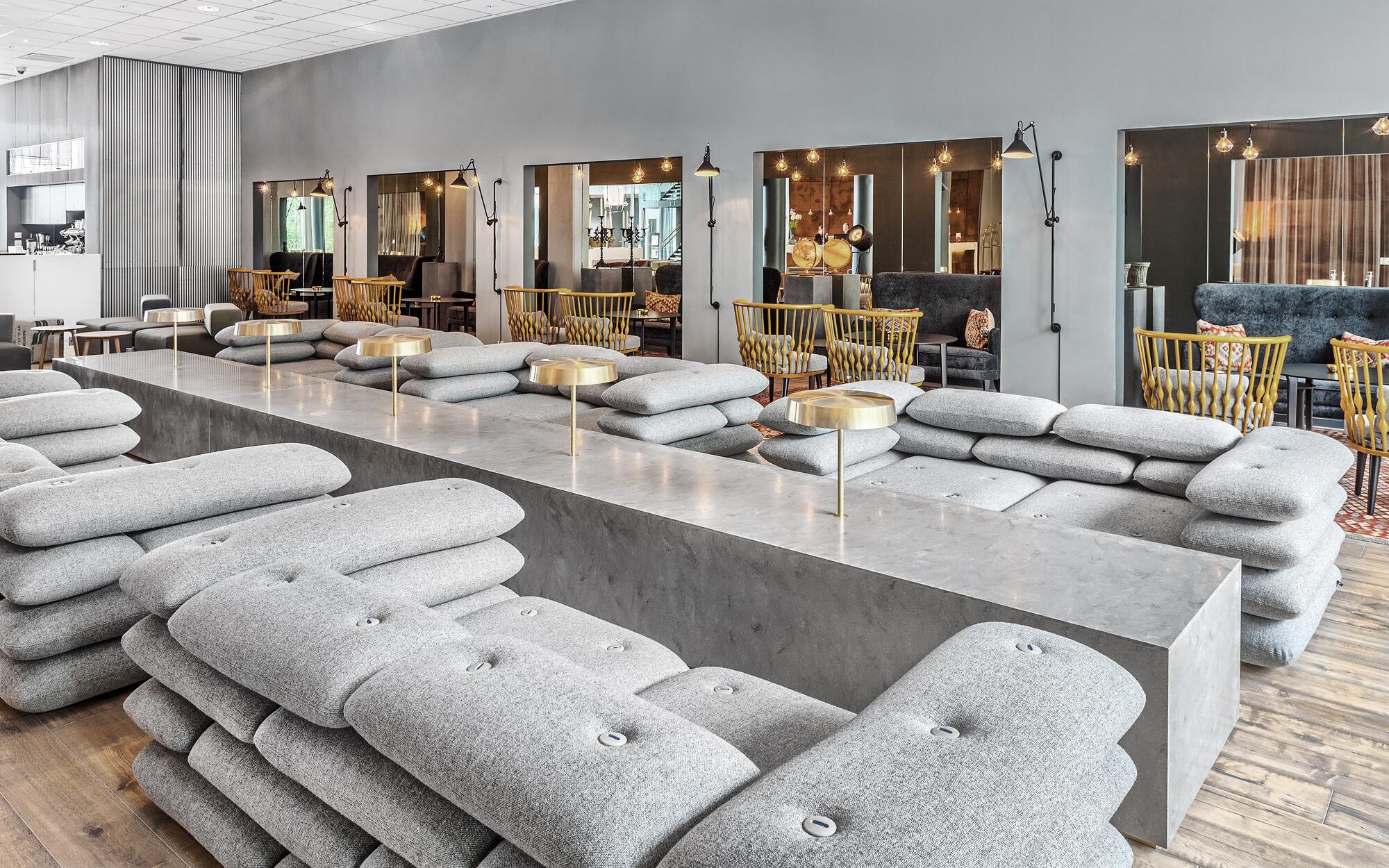 Kibisi sofa sale