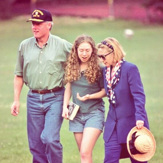 ClintonSchool's tweet photo. Happy #4thofJuly! Have a safe and happy one. #fbf #powerscarf #merica http://t.co/iJvxDROSrc