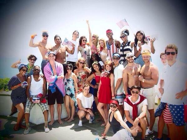 SwiftNYC's tweet image. HAPPY FOURTH OF JULY! In celebration (until we get new beautiful pics) - here&apos;s Taylor from last year&apos;s 4th! #RI