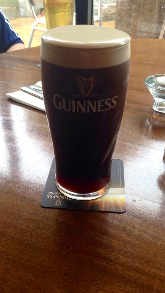 BenBroadhurst92's tweet photo. Can't come all the way to Dublin and not have a pint of Guinness! 🍺 http://t.co/yzLeUmr141