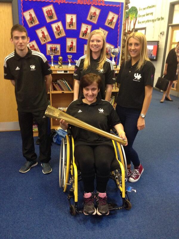 TamesideYA's tweet image. More inspiring work this week by our ambassadors @xjadeybecks08x  @DylanCoadyX  @hayley_simpson_  @laurenalford95