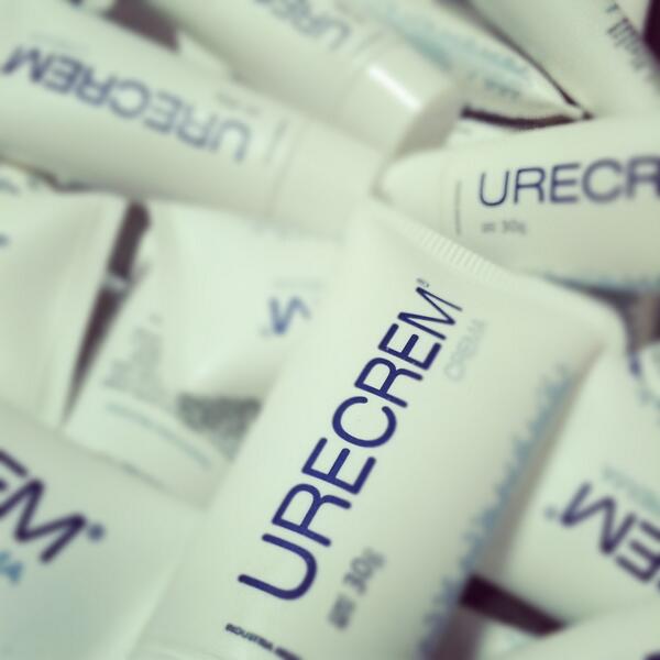 Sabías que podés usar #UreCrem CREMA para proteger tus labios en invierno?!