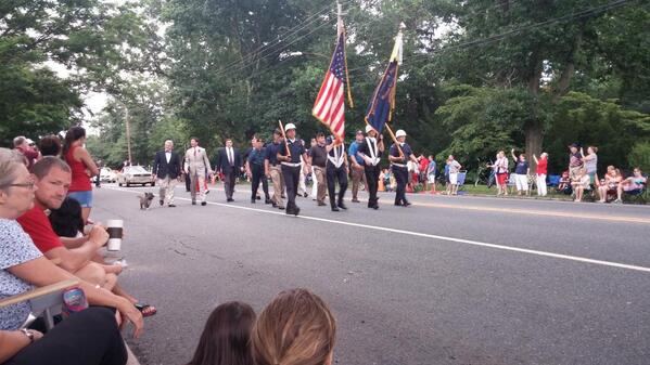 ChristyFox1211's tweet photo. #wenonah4th http://t.co/4oGe7K9tvx