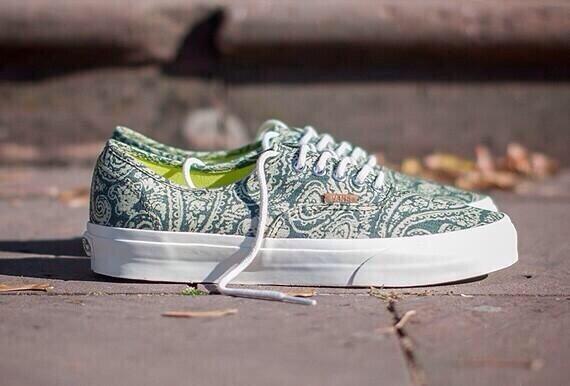 Green Paisley 🌿