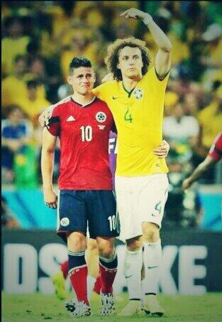 lalosalazar2608's tweet image. Esto hace que seas mi idolo #DavidLuis&amp;lt;3