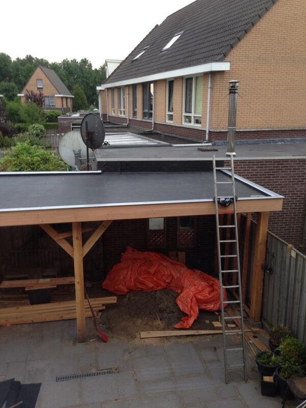 'T dak zit er weer keurig op! Dankzij <a href="/harryvanbrussel/">Harry van Brussel</a> #vanbrusseldakbeheer