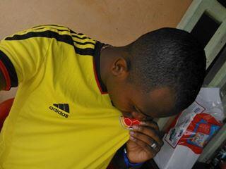 thonnyzuua's tweet photo. Apoyando a la selección hoy le toco perder a brasil http://t.co/ipxa7o8ad3