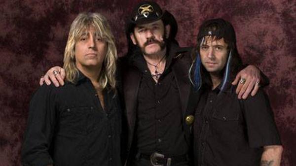 Hombre sufrió lesión cerebral tras "cabecear" en concierto de Motörhead bit.ly/1j3lZCG