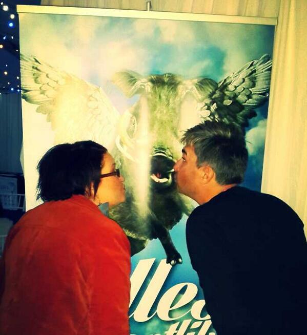 Bottertjie's tweet photo. Ek en @SmithPieter saam Frikkie http://t.co/N08pZBOPg7