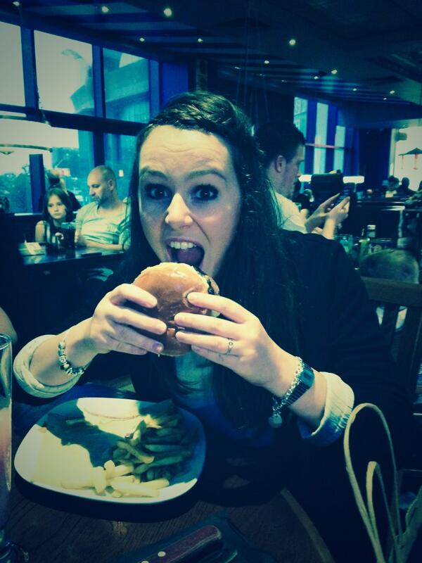 #burgerface @TGIFridaysUK