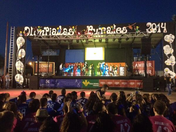 ja_nietob's tweet photo. Impresionante espectáculo el de las #olimpiadasrurales de Añora; todo un ejemplo, enhorabuena Norieg@s! http://t.co/tEptbdvnHo