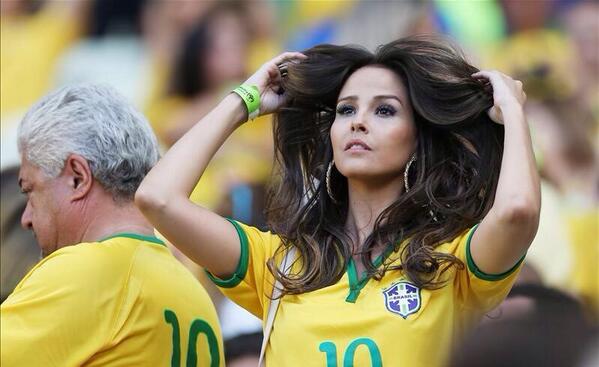 msh3at's tweet photo. #البرازيل_كولومبيا
#BRZ v #COL http://t.co/nDMBq2Pc0a