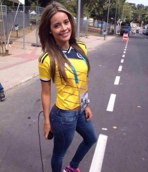 msh3at's tweet photo. #البرازيل_كولومبيا
#BRZ v #COL http://t.co/nDMBq2Pc0a