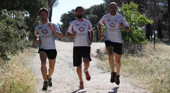 A3Noticias's tweet photo. Correr el Camino de Santiago francés sin parar, un reto contra el cáncer infantil http://t.co/2SmE5QdFv6 http://t.co/mwSlmHp6J7