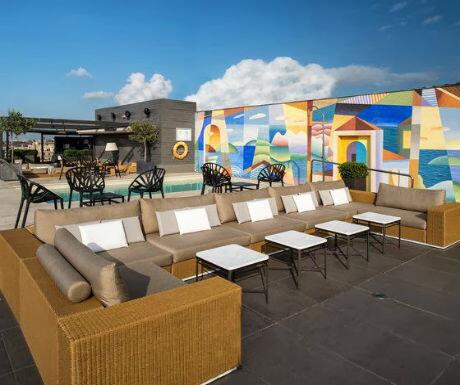 luxurytravel's tweet photo. Top 5 rooftop terrace bars in Barcelona http://t.co/X751emQtYy http://t.co/o2JFPKJkcE