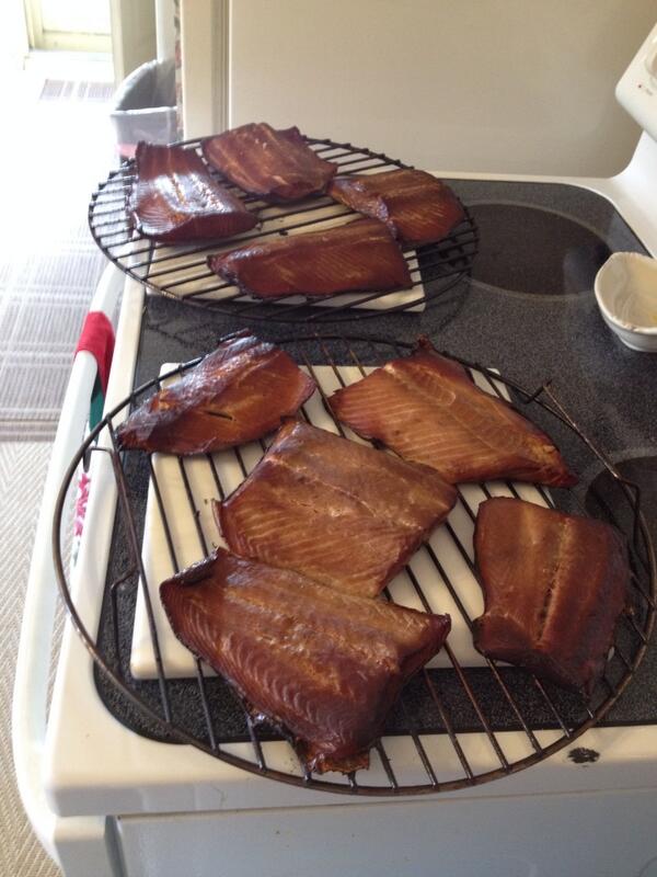 Mathews63Lonnie's tweet photo. Smokin' on the 4th! http://t.co/9KS7899G1K