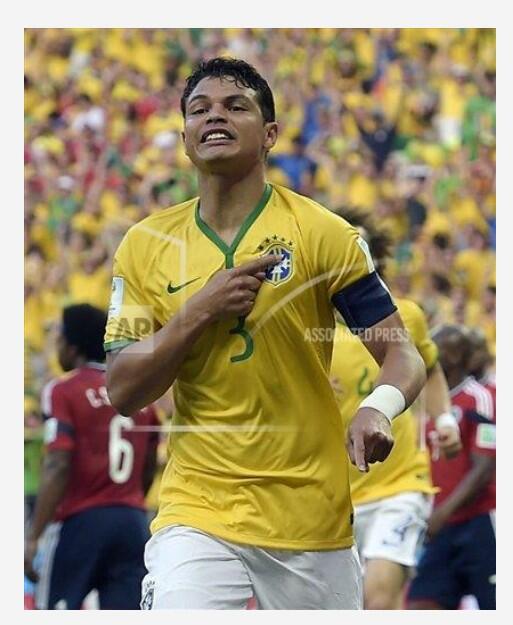 manufernandezap's tweet image. Thiago Silva reacts after scoring his opening goal against Colombia #Brasil2014 #FifaWorldCup