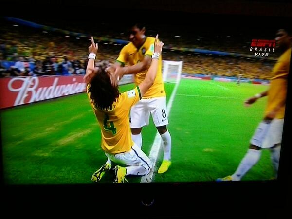 JamiraF's tweet image. Chupa chapinga #DavidLuis