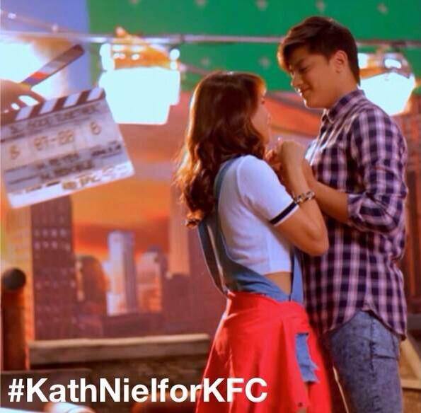 KaDreamersWorld's tweet photo. Malapit na! #KathNielforKFC #KathNielSoGoodTogether @bernardokath @imdanielpadilla @KFCPhilippines http://t.co/EaSM9kQAhQ