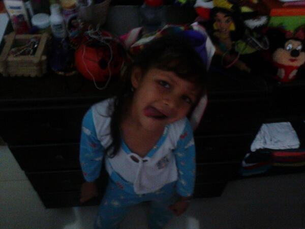tamara_edna's tweet photo. Mi primita :-) http://t.co/i4fMRvQhyy