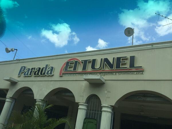 Rototten's tweet image. Son dei Cibao :) RT @RuthOcumarez: ¿Qué entienden ustedes que dice aquí? #preguntando #ruthuteando