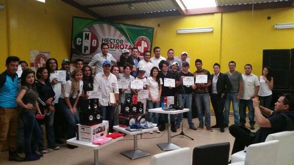 JPEdomex's tweet photo. “@racielitho: #CoordinaciónRegionalJP 
#@DavidAlfaro88  @valeria_guzman_  @JPEdomex  @CEN_JPR_ http://t.co/TAIdJgAwha” @pepeozuna