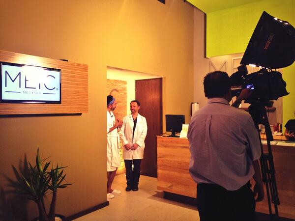 AleaPRMex's tweet photo. Grabando capsula sobre Bioestimulacion en @MEICMEDSPA con @MemoMartinez para Tu Casa TV, http://t.co/cztWHpfg8I