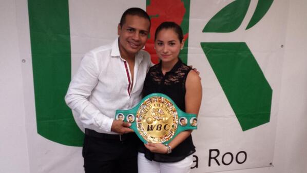 JRMSolidaridad's tweet image. Nuestra presidenta @IdaniaGm, presente en la conferencia #las3cualidadesdelexito.