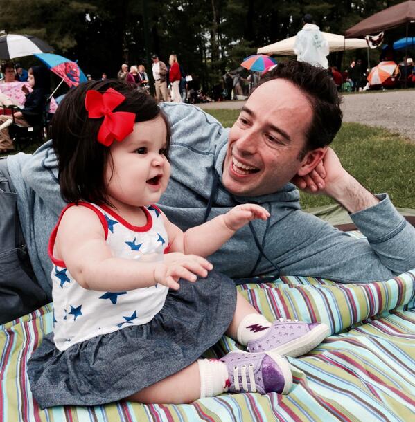 goodasyou's tweet photo. Savannah's first Independence Day and concert (James Taylor) #ABC4th #summer #freedom http://t.co/xWI9U1x3Zy