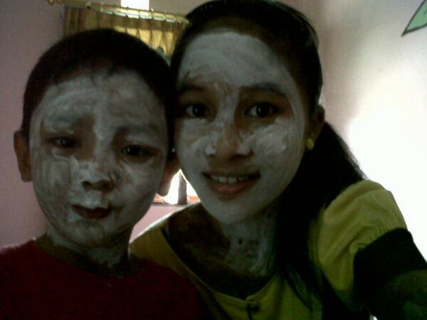 EllsaNoor's tweet photo. Hay,cjr minta pin dooong!♥ http://t.co/EU5FWi17mA