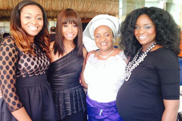 TopsyEll's tweet photo. So proud of my sisters :-) #bigGirlthinz http://t.co/VLfWwAq1f1