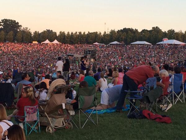 derricksmind's tweet image. WOW! A sea of people at Fair St Louis #4thofJuly
