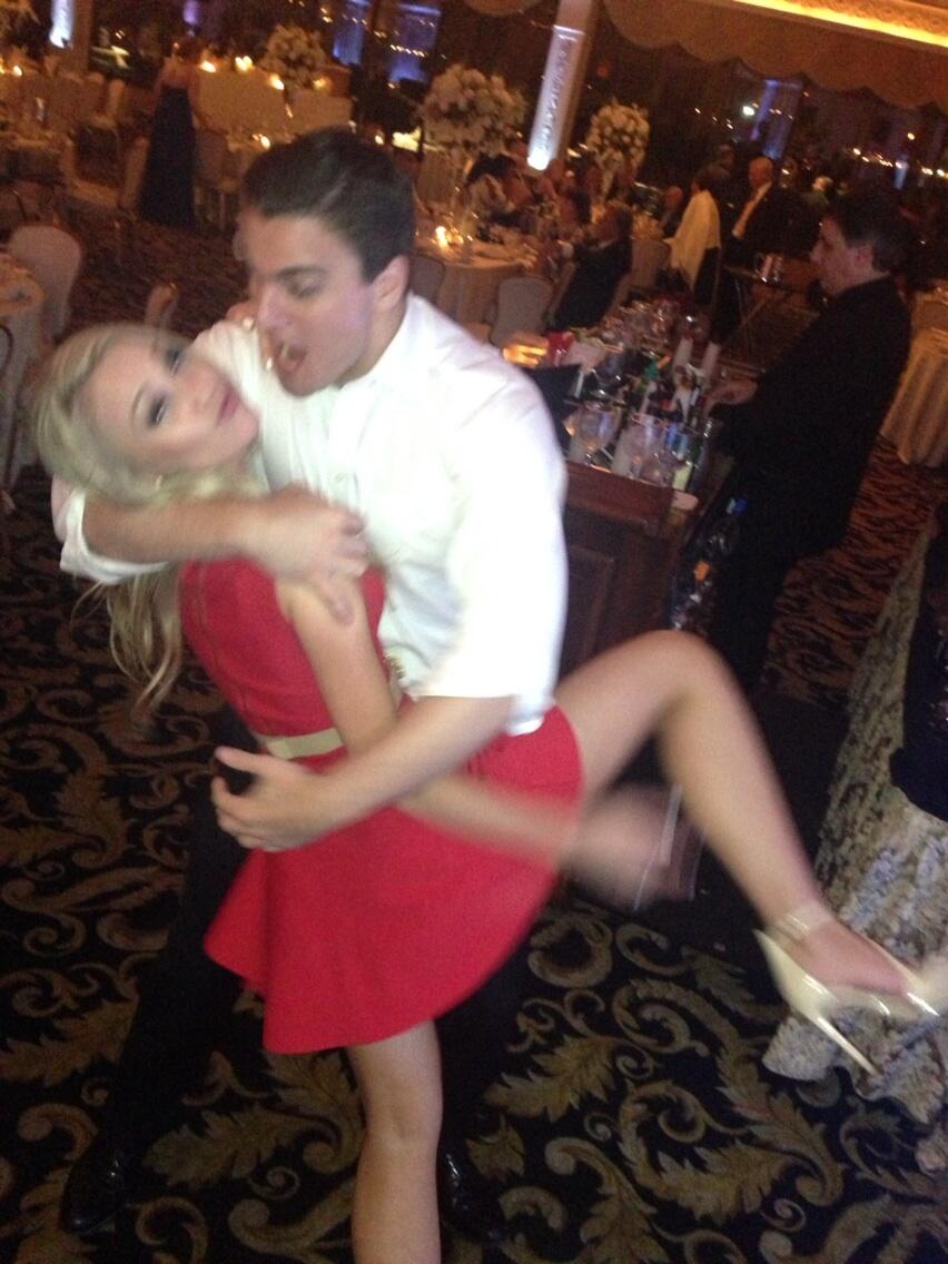 carley-shimkus-on-twitter-thingsss-got-weird-zanzano7414-http