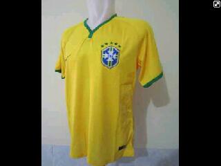 77_jerseys's tweet photo. Ready Brazil Home Size S M L XL... Harga 100rb http://t.co/XFBJYyjIvN