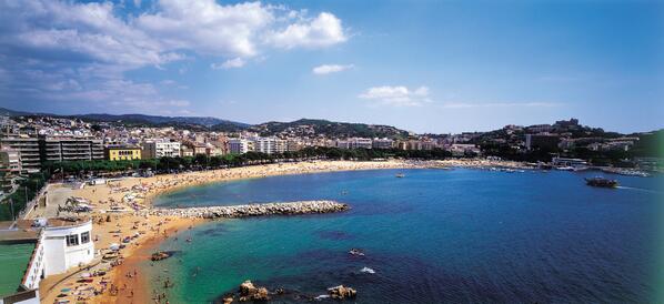 EspaiC_Thyssen's tweet photo. Bon dia i bon dissabte des de Sant Feliu de #Guíxols!
#BaixEmporda #Weekend #Turisme http://t.co/KRdTXB2MX8