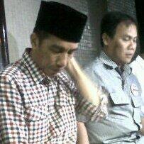 putriayuricke's tweet photo. Melihat antusiasnya massa di MBK minggu lalu, setia menunggu pak jokowi hadir di Blirar, yakin  #AkhirnyaMilihJokowi http://t.co/5ARe6MqKST
