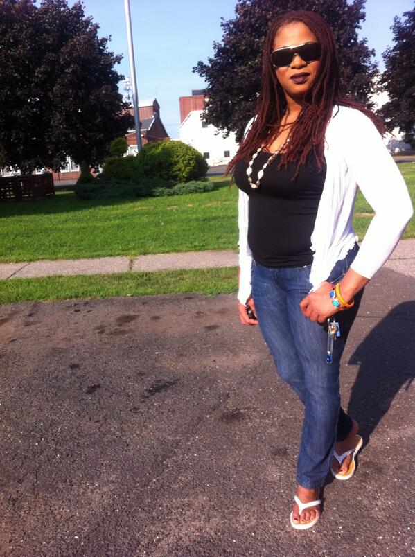 djempresstashai's tweet image. #radioflow #djempresstashai #realmuzic #for #realpeople @futurefambo @DJBabyAce @DjBubbles_Bubb @MblemMusic @V_H_R_