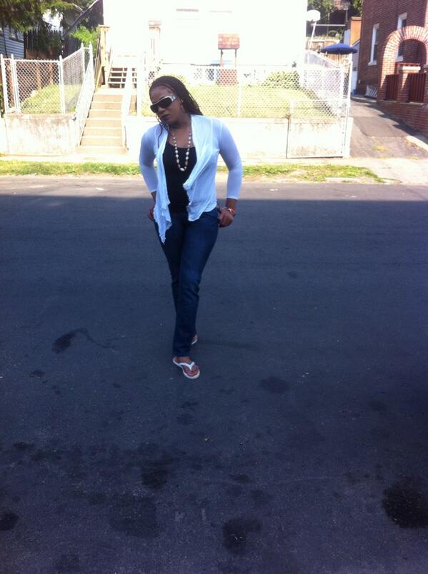 djempresstashai's tweet image. #radioflow #djempresstashai #realmuzic #for #realpeople @futurefambo @DJBabyAce @DjBubbles_Bubb @MblemMusic @V_H_R_