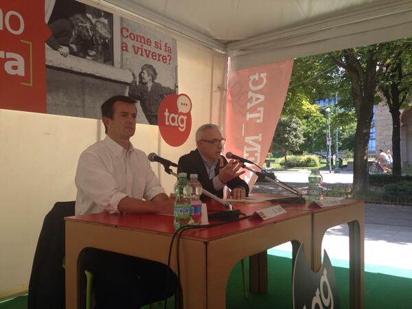 bgincontra's tweet photo. Prima uscita pubblica del neo sindaco di #bergamo @giorgio_gori #bgi14 spazio #OpenTag by @TalentGardenit http://t.co/26OTbNZXRt