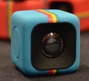 EdgeShows's tweet image. The Polaroid C3 camera include a microSD slot supports memory cards up to 32GB in size,2MB of internal storage!