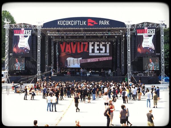 FlatMuzik's tweet photo. Live Recording YavuzFest, in memoriam of Turkish legandary guitarist #YavusCetin @WavesAudioLtd @PreSonus #StudioOne http://t.co/ioq5gIDgxV