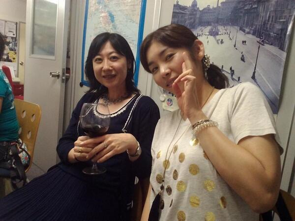 AccademiaTokyo's tweet photo. Dopo 4 bicchieri.. http://t.co/xzJoW7OWmb