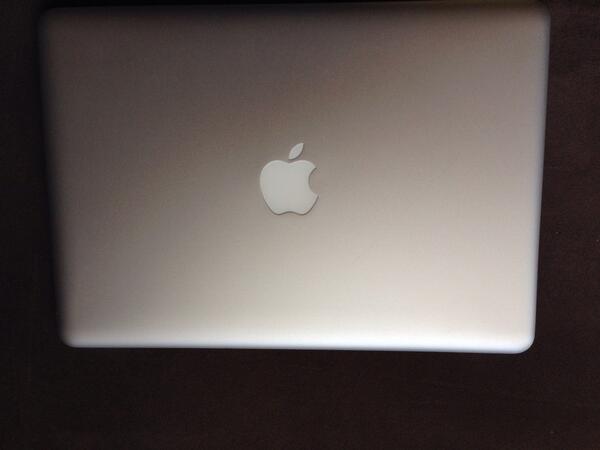 jlippitt31's tweet photo. 2013 MacBook Pro 13.3" For Sale - Excellent Condition - Comes with Box &amp; All Power Leads - £750 http://t.co/Ziz0sa5U8h